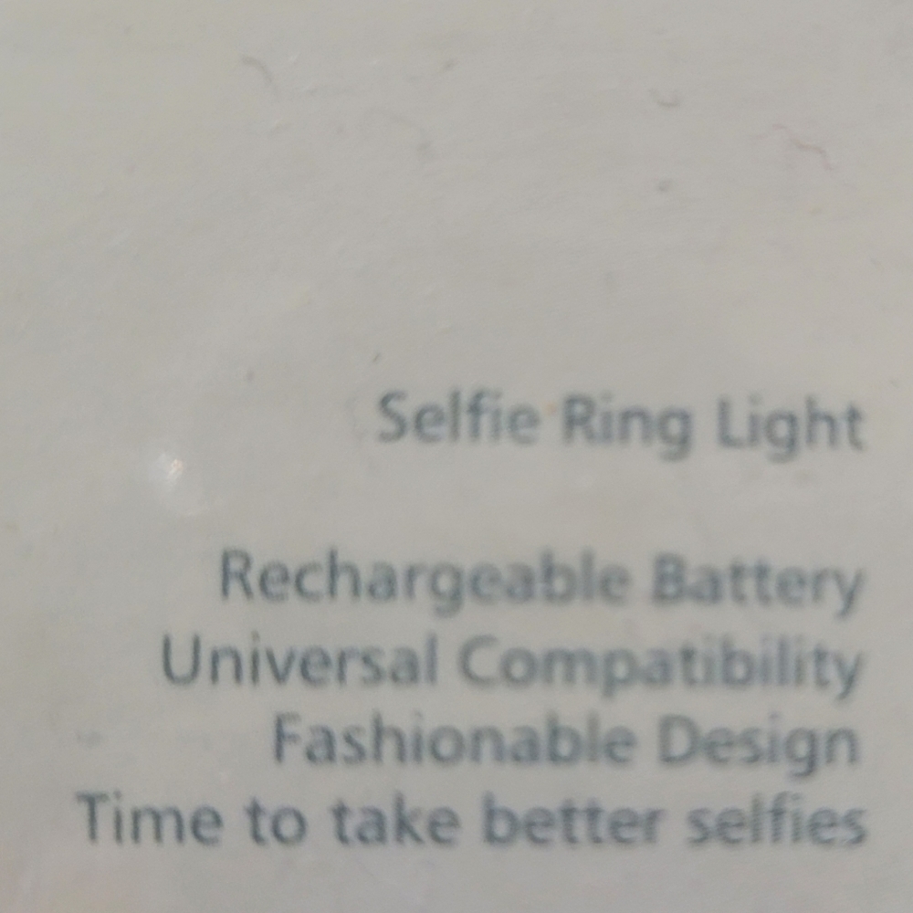 QIAYA SELFIE RING LIGHT•CLIPS TO YOUR PHONE, COMPUTER, OR TABLET - Picture 12 of 12